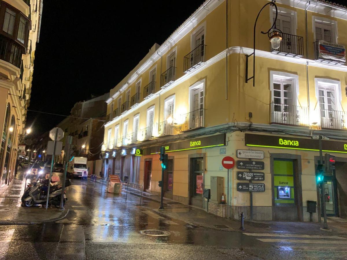 Hostal Colon Antequera Bagian luar foto