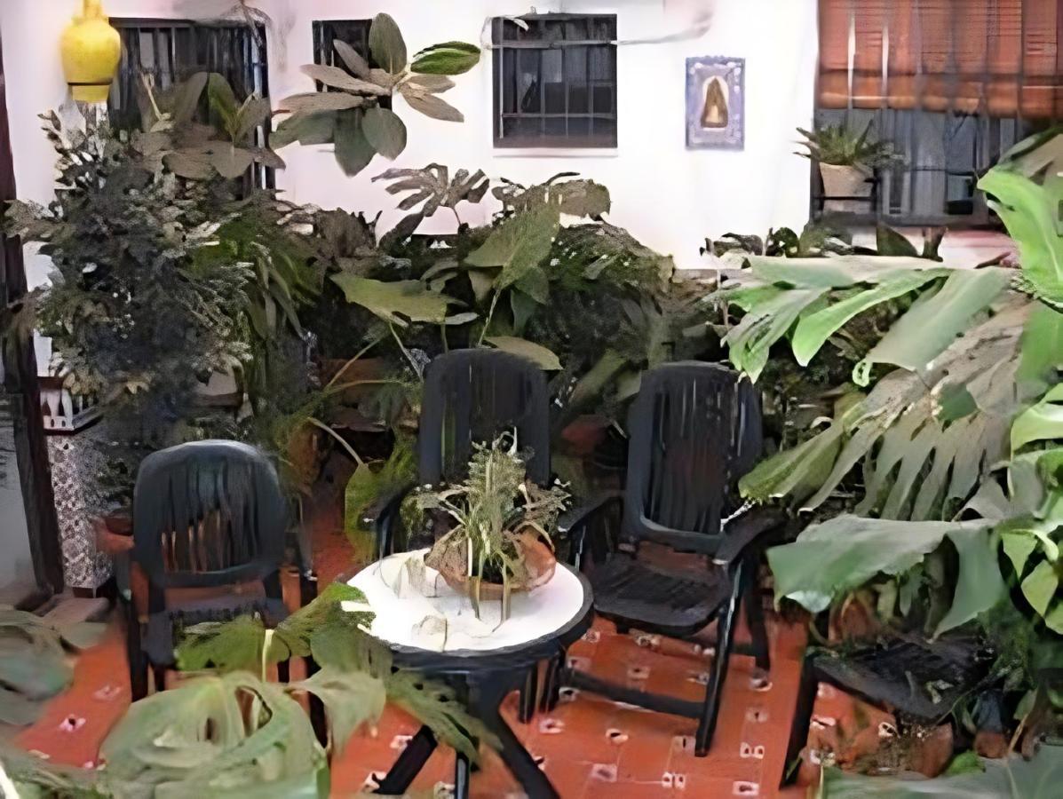 Hostal Colon Antequera Bagian luar foto