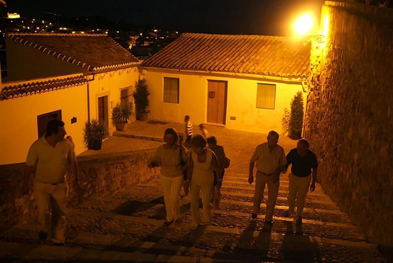 Hostal Colon Antequera Bagian luar foto